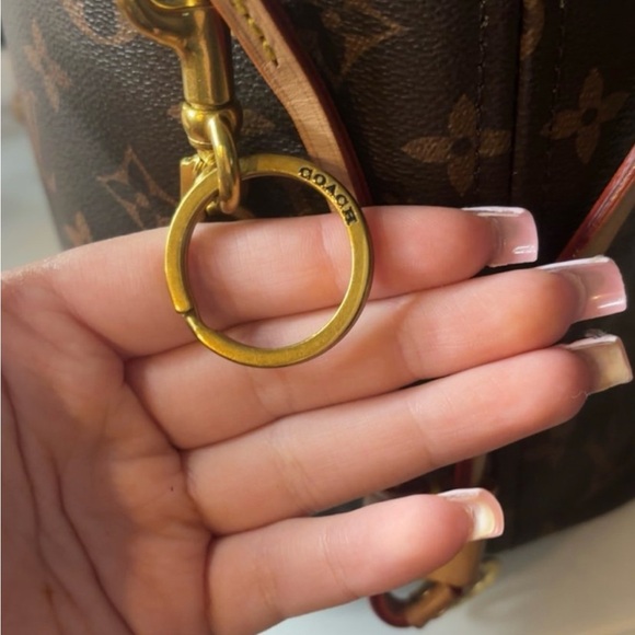 Coach cherry charm - Picture 4 of 6